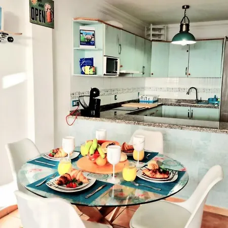 Vintage Meson Ocean View *