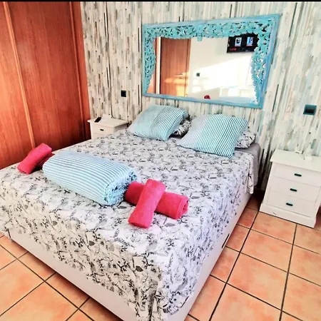 Vintage Meson Ocean View Apartamento *