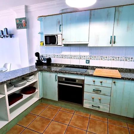 Vintage Meson Ocean View Apartment