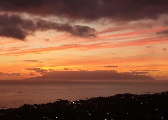 Vintage Meson Ocean View * 아데제