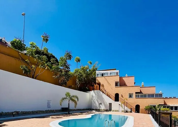 Vintage Meson Ocean View *