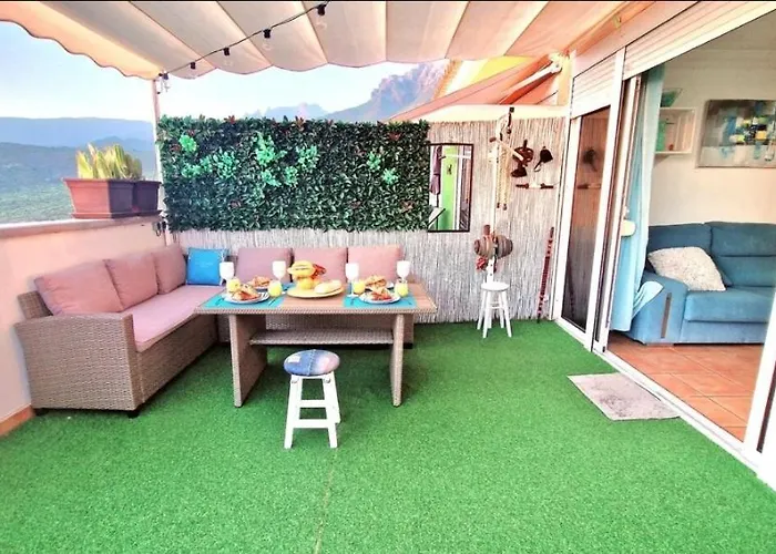 Vintage Meson Ocean View * אדחה