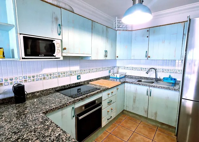 Vintage Meson Ocean View * אדחה